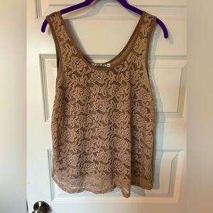 Lace-front tank with bow back detail